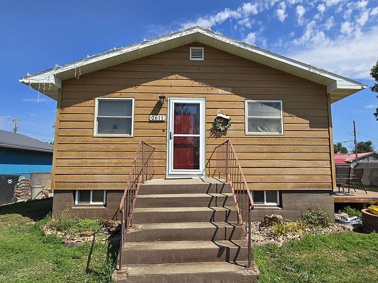 2611 Mizpah St photo 3