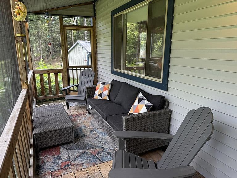 70 Tamarack Street photo 4