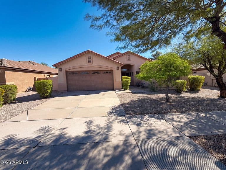11787 S 174TH Avenue photo 1