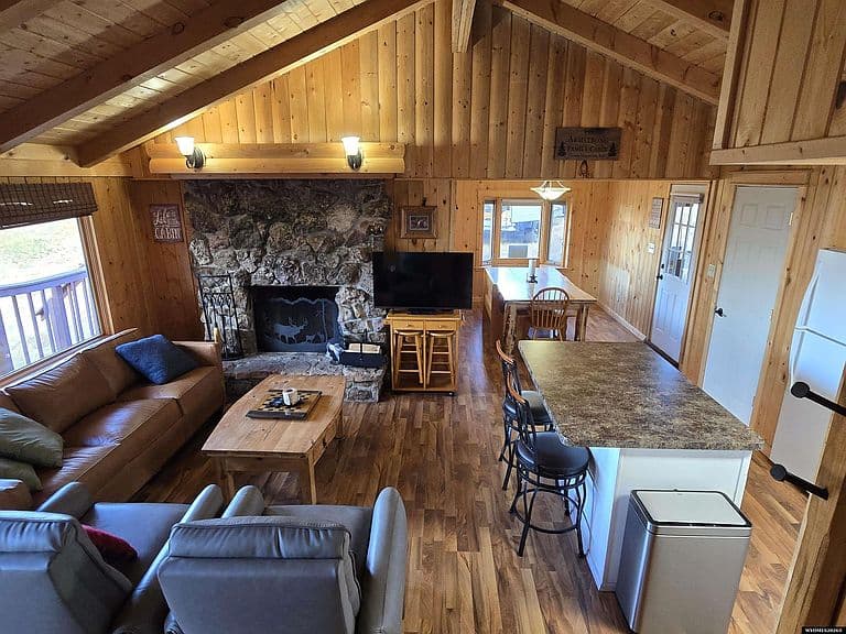 8110 Hogadon Rd photo 3
