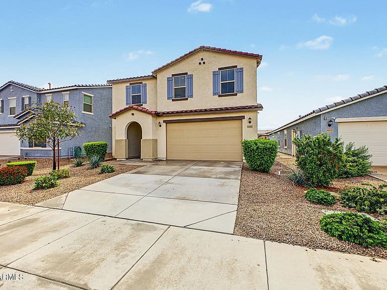 36631 W SAN ALVAREZ Avenue photo 3