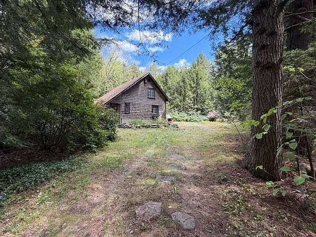 34 Blake Road photo 1