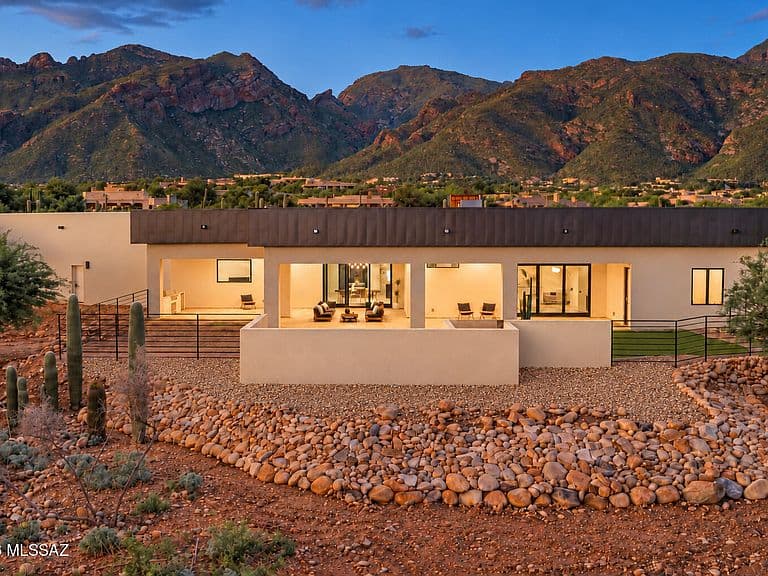 7185 N Agave Ridge Pl photo 3