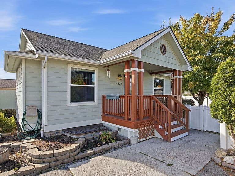 4839 Potter Park Loop photo 1