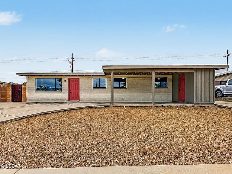 8064 E Nicaragua Dr photo 1