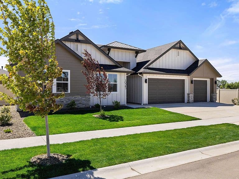 10543 W Mizzle Dr photo 3