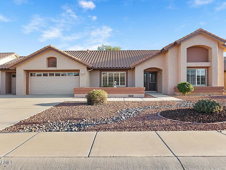 15013 W SENTINEL Drive photo 2