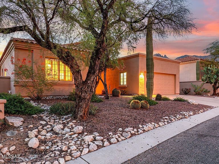 6293 N Calle Del Halcon photo 1