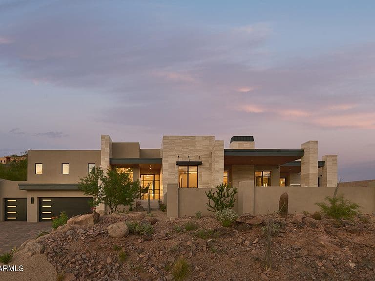 9619 N SOLITUDE Canyon photo 1