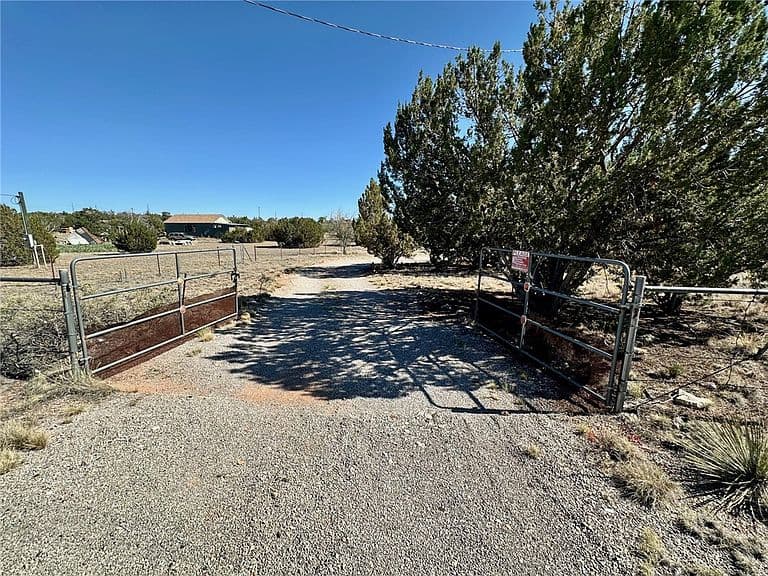 26915 W El Dorado Drive photo 3