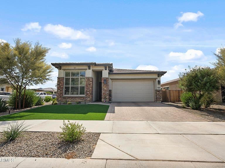 26128 S 229TH Place photo 1