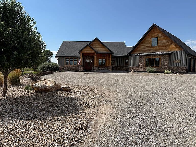 225 N Waterfront Ln photo 1