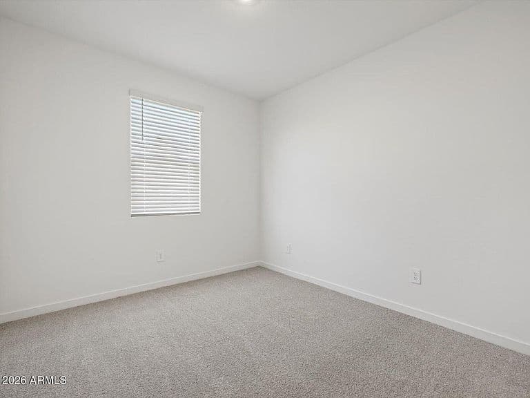4001 S 107TH Drive photo 4