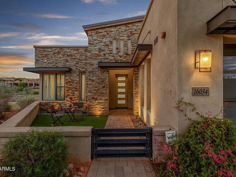16034 E SUMMIT VIEW Drive photo 4