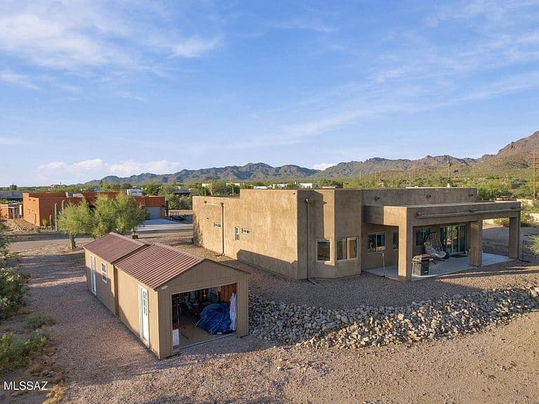 7835 W Chuckwalla Pl photo 2