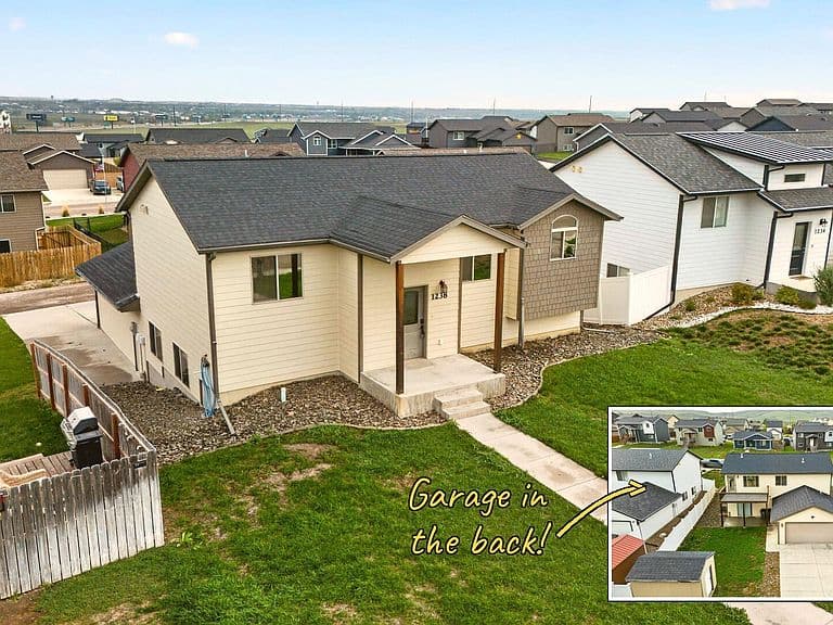 1238 Juneau Dr photo 1