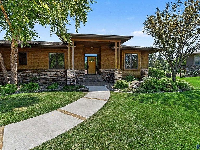 609 W Garden Pl photo 3