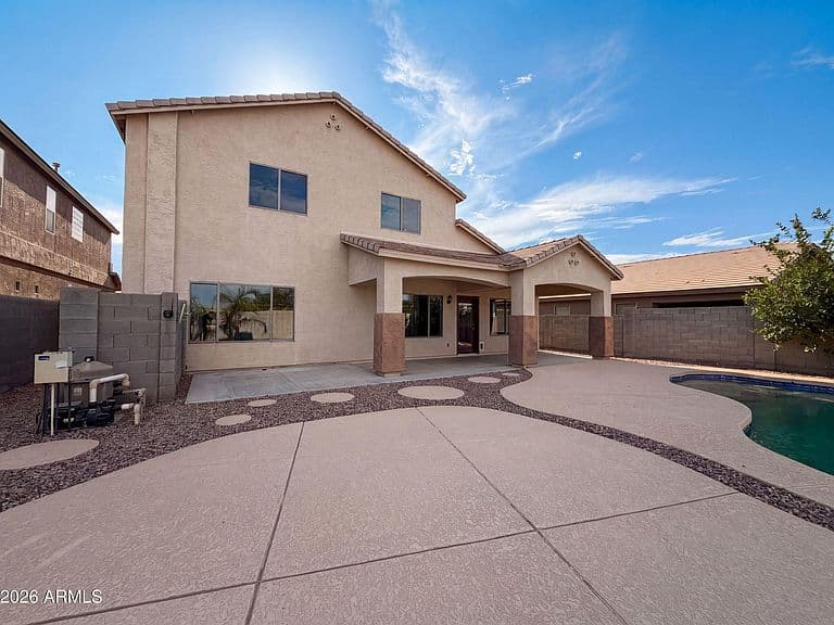 18689 N MILLER Way photo 5