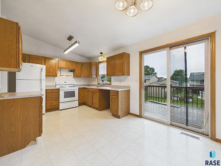 7521 S Bell Cir photo 5