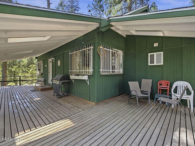 2810 E Aspen Ln photo 5