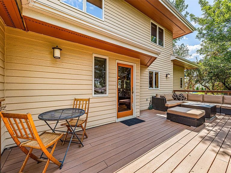 203 Artemos Dr photo 3