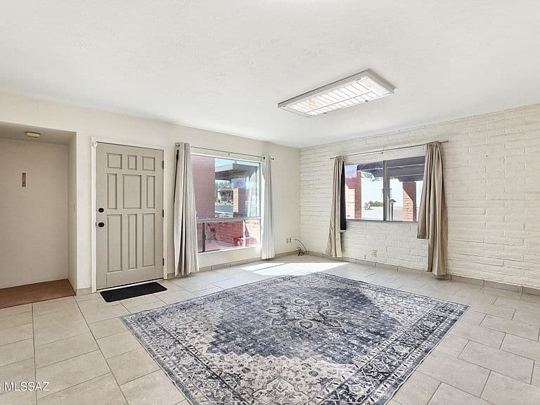457 W Calle De Oro photo 3