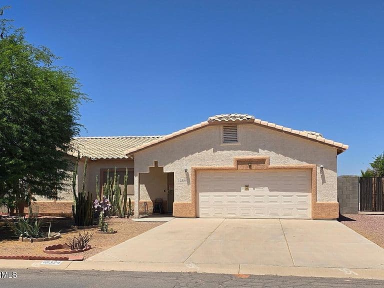 10324 W Grayback Drive photo 1