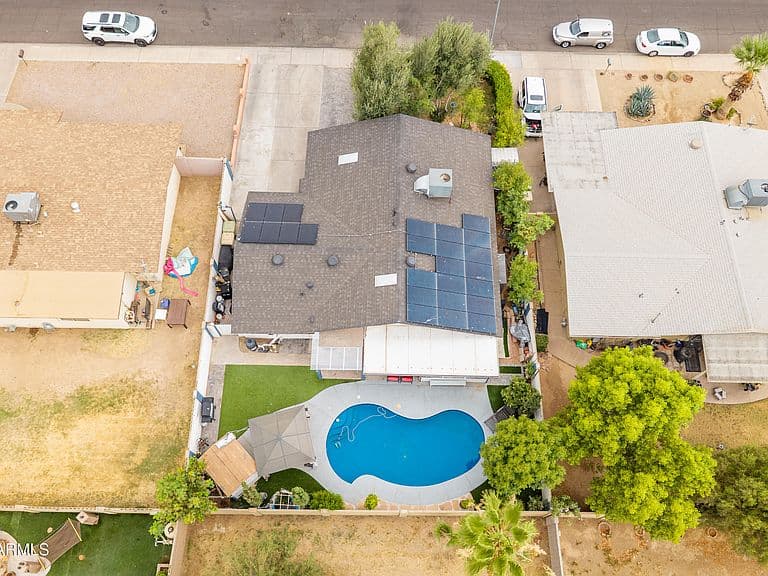 6732 W MEDLOCK Drive photo 4