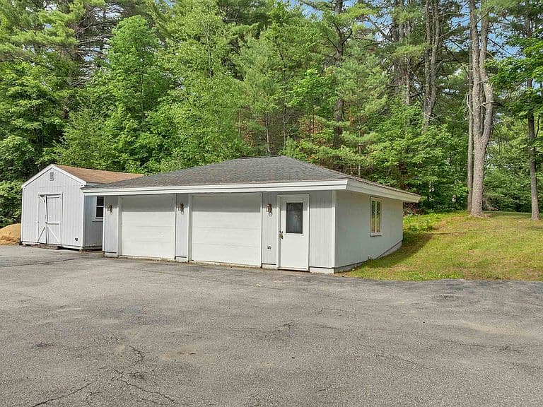 71 Winona Road photo 4