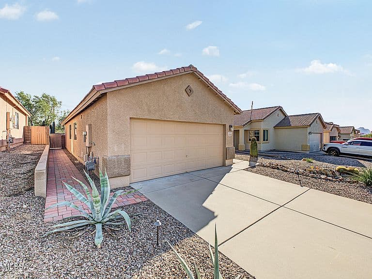 3609 W Lantana Hills Pl photo 2