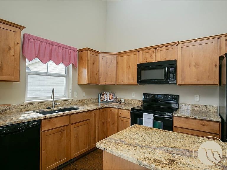 5130 Granite Peak Way photo 3