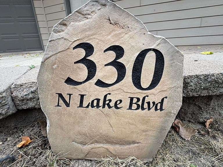 330 N Lake Blvd photo 2