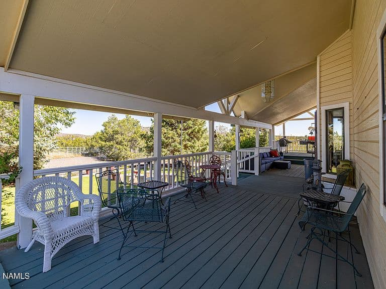 13074 Longhorn Way photo 3