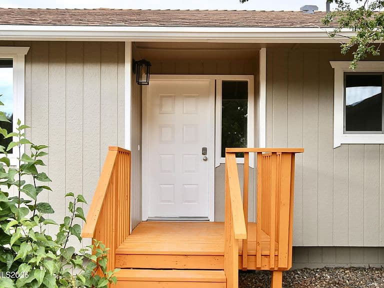 10300 Bounder Ln photo 2