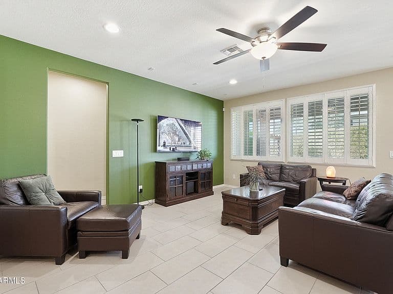 5346 W LEODRA Lane photo 5