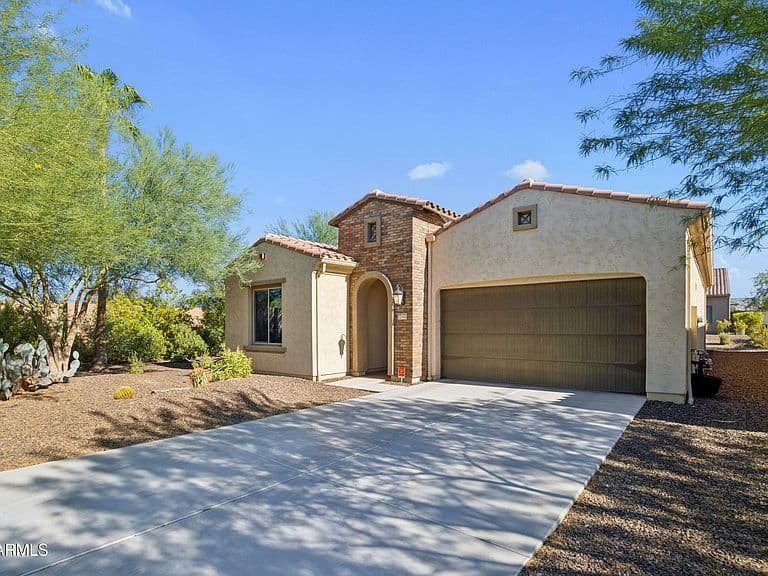 16966 W SHERIDAN Street photo 2