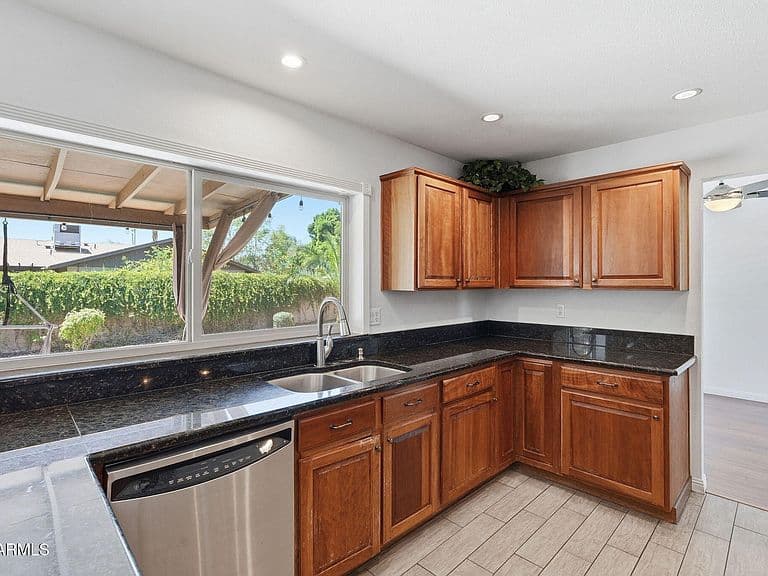 2727 W Madero Avenue photo 4