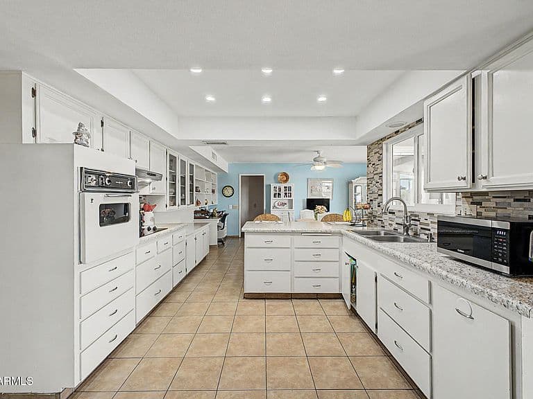 18007 N CONQUISTADOR Drive photo 4