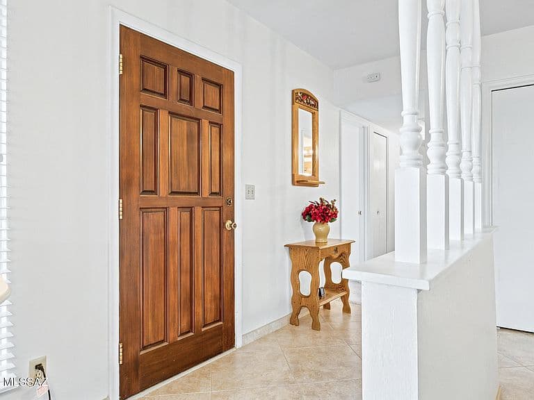432 N Calle De Lumbre photo 5