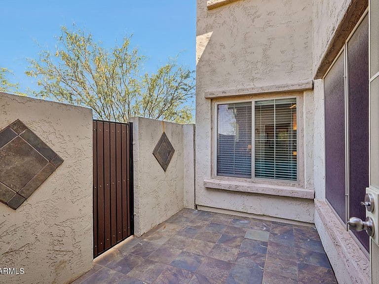 3713 W VIVIAN Court photo 3