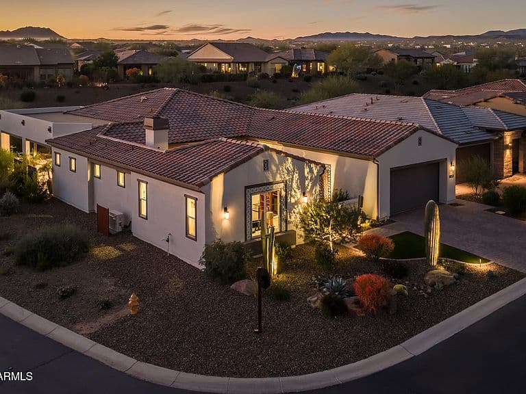 29612 N EL PUEBLO Boulevard photo 1