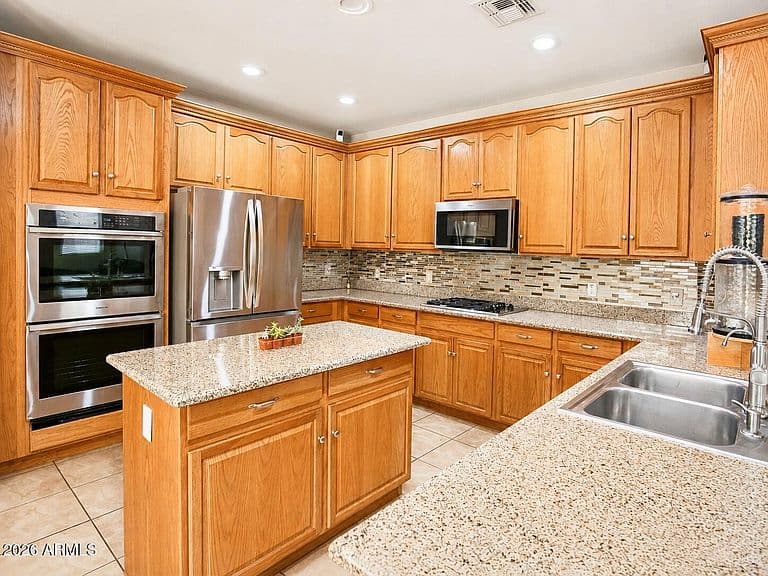 11401 E Sheridan Circle photo 3