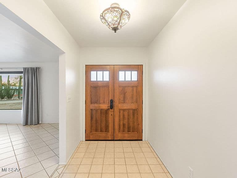 1909 W Omar Dr photo 3