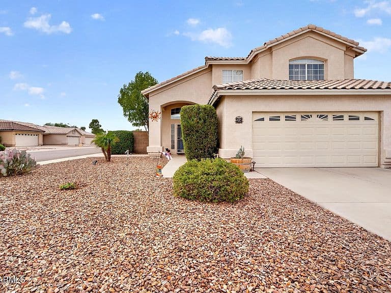 28 N BIRCH Street photo 1