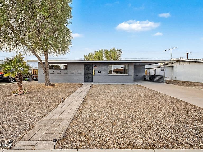 11130 W JERSEY Avenue photo 3
