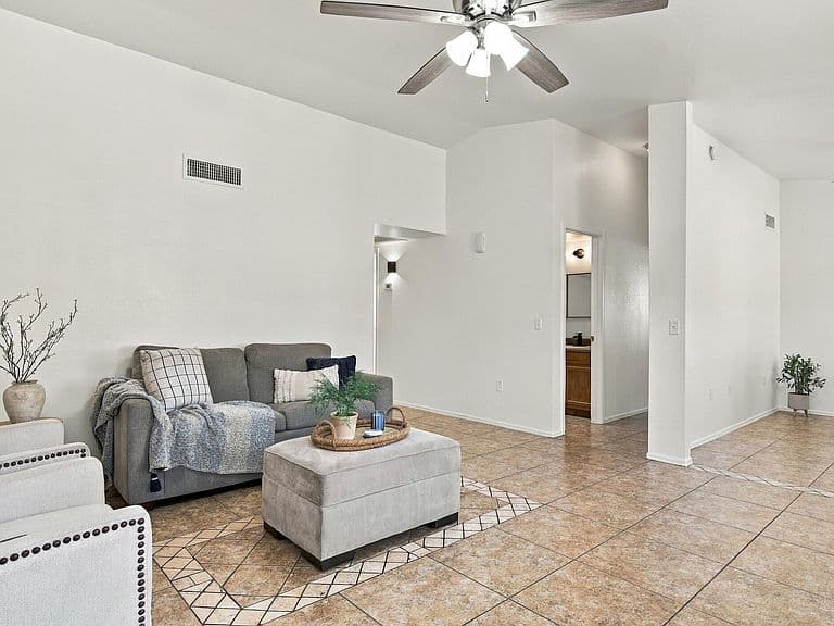 3016 W Mermaid Ct photo 1