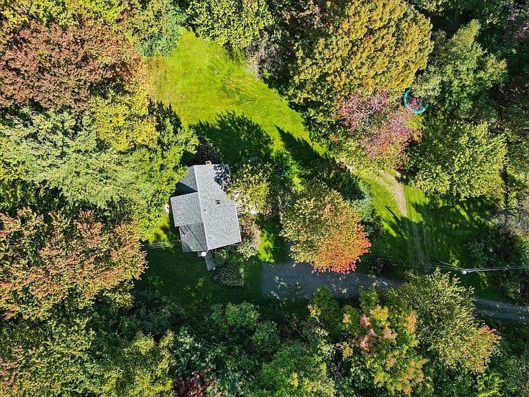 305 Poker Hill Road photo 3