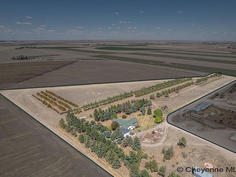 1160 Road 161 photo 4