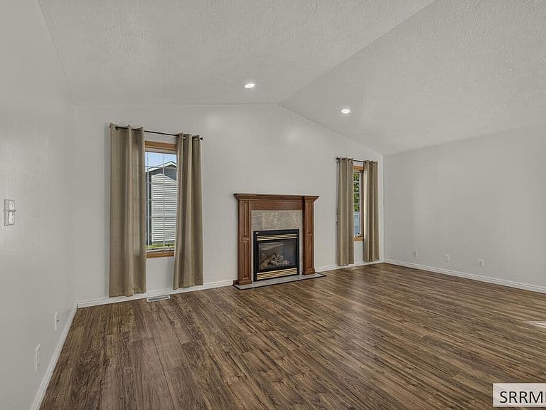 3255 Sonora Dr photo 3
