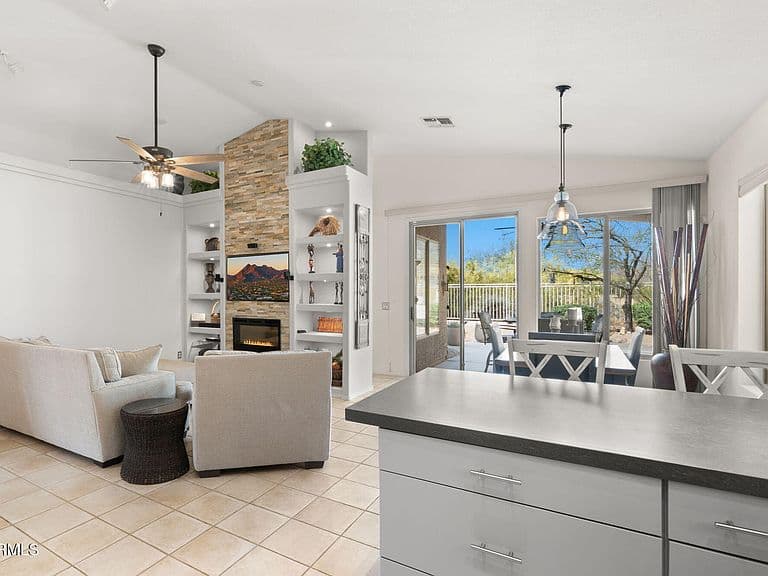 4326 E DESERT SKY Court photo 1